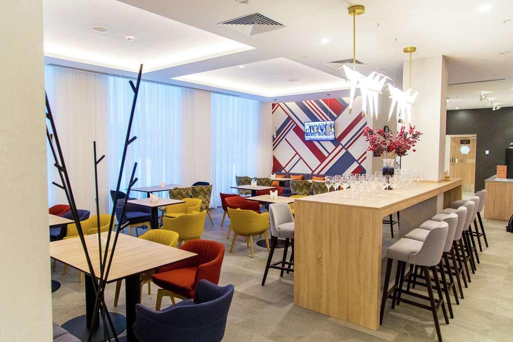 Hampton By Hilton Brest Hotel Restaurant photo